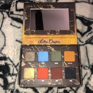 VENUS 2 PALETTE LIGHTLY USED